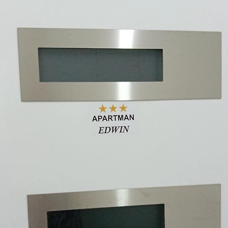 Apartman Edwin 야이체 외부 사진